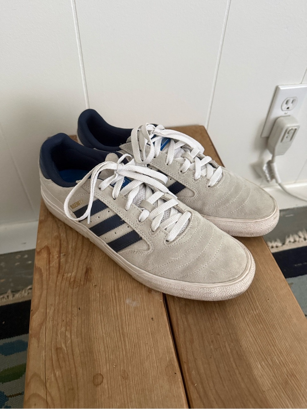 Adidas Busenitz Men’s White and Navy Court-Style Sneakers - Picture 3 of 7